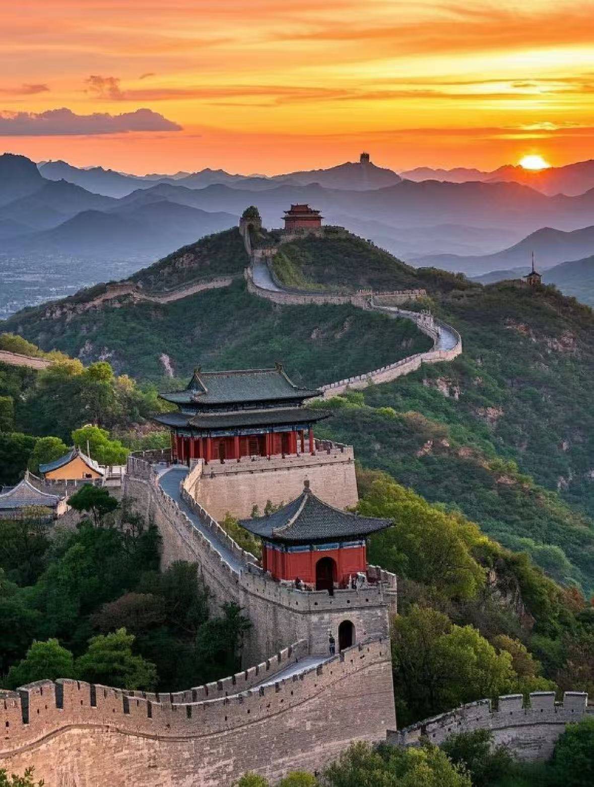 游玩方案省时省力的游览路线搭配有了这篇攻略更省钱！j9九游会入口北京旅游超详细规划北京5天4晚高效(图2)